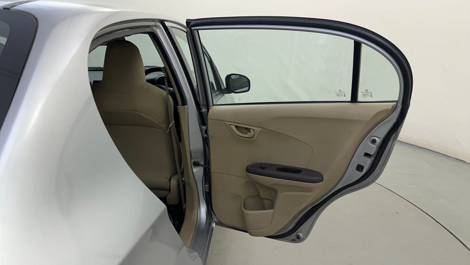 Used 2013 Honda Amaze 1.2 EX i-VTEC Petrol Manual interior RIGHT REAR DOOR OPEN VIEW
