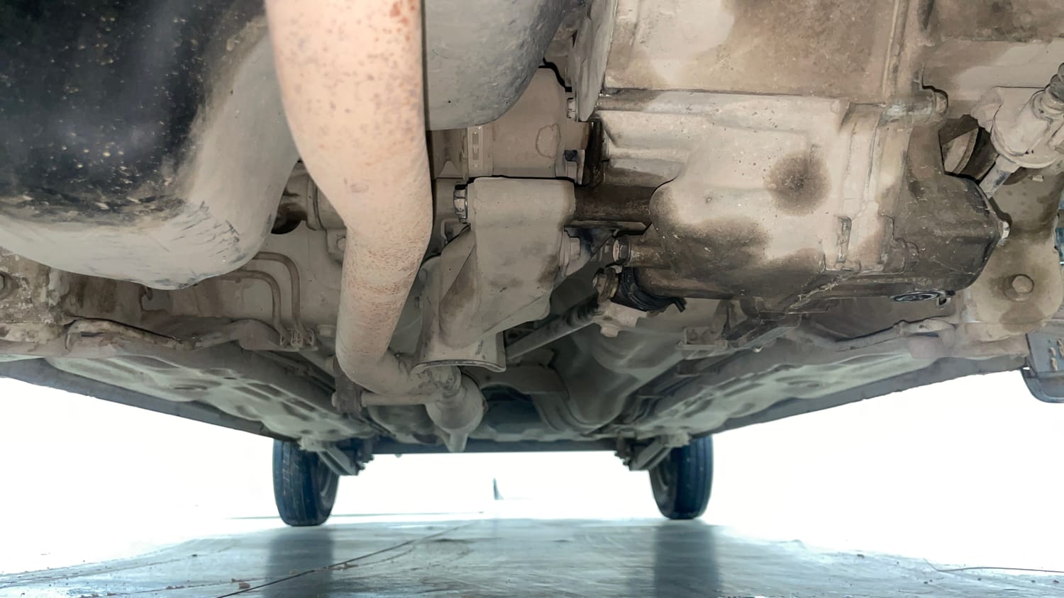 Used 2012 Maruti Suzuki Alto LXi BS-IV Petrol Manual extra FRONT LEFT UNDERBODY VIEW
