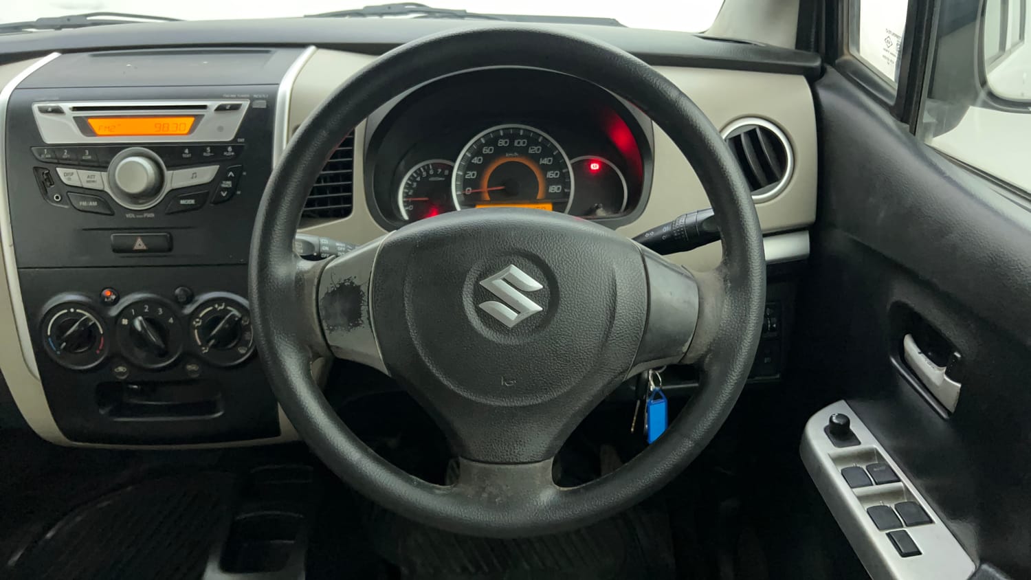 Used 2015 Maruti Suzuki Wagon R VXI Petrol Manual interior STEERING VIEW
