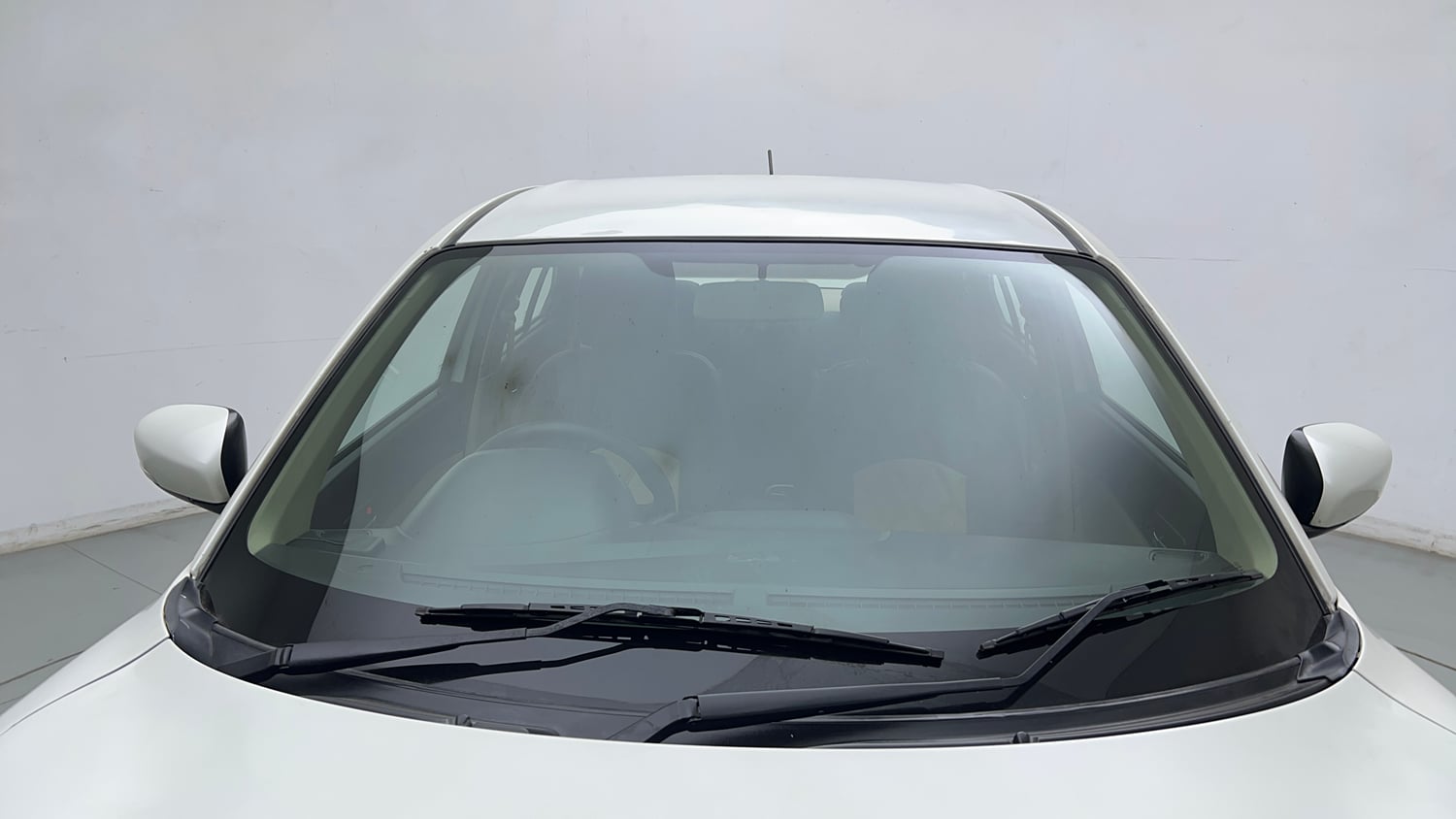 Used 2018 Maruti Suzuki Dzire VXi AMT Petrol Automatic exterior FRONT WINDSHIELD VIEW