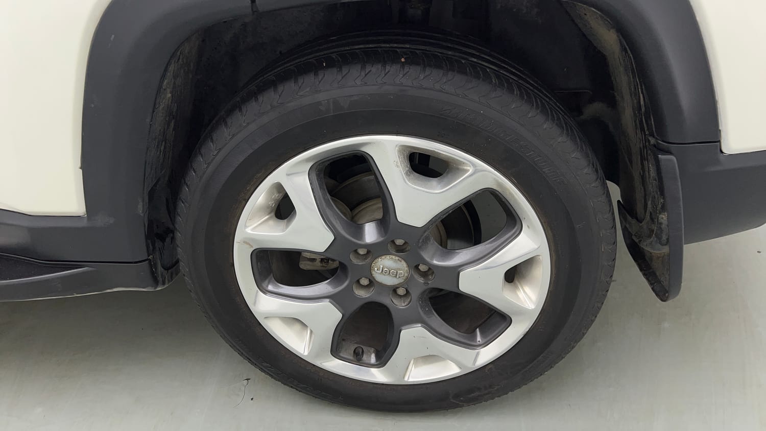2019 Jeep Compass Limited Plus Petrol AT-35