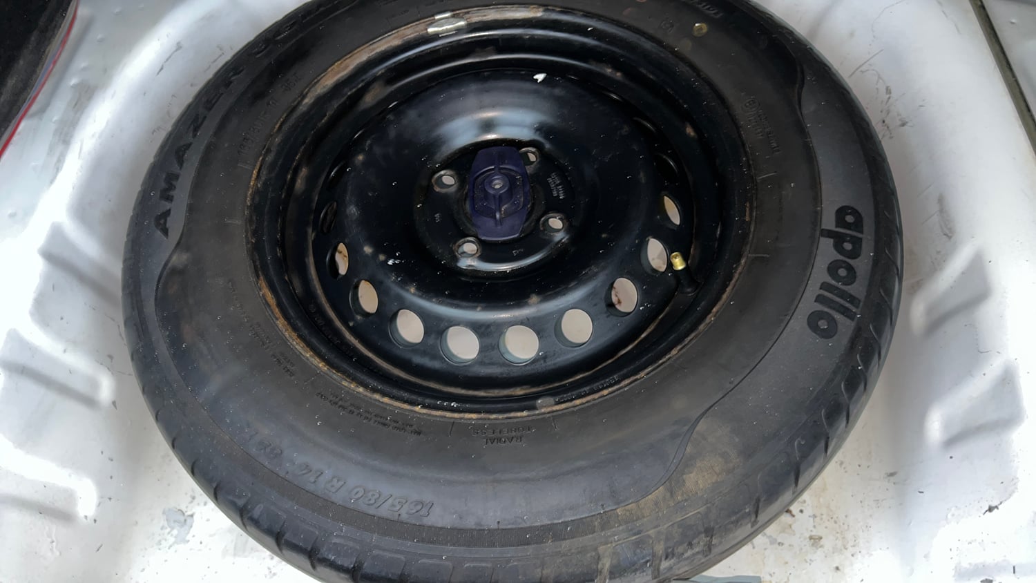 Used 2018 Maruti Suzuki Dzire VXi AMT Petrol Automatic tyres SPARE TYRE VIEW