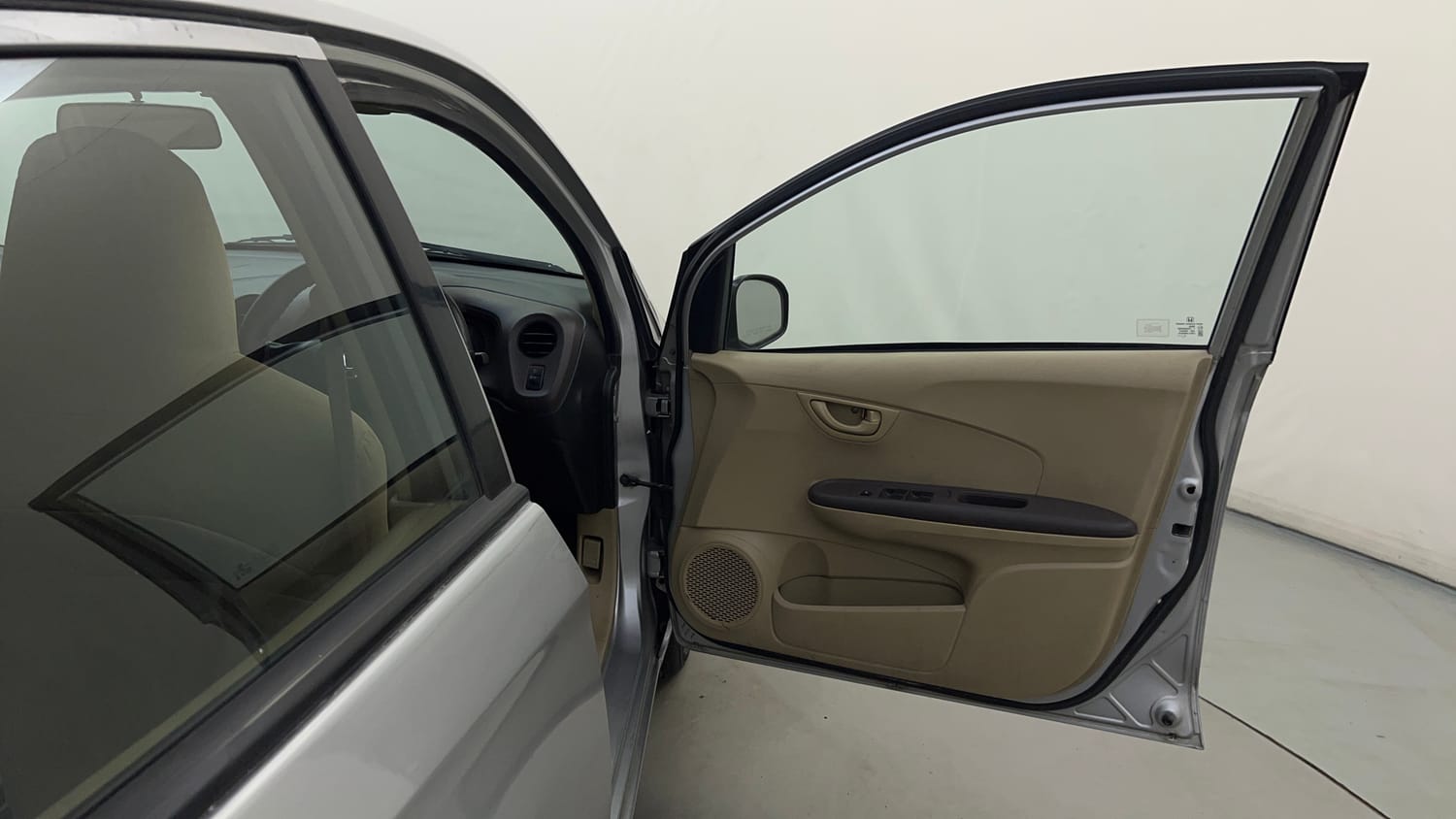 Used 2013 Honda Amaze 1.2 EX i-VTEC Petrol Manual interior RIGHT FRONT DOOR OPEN VIEW