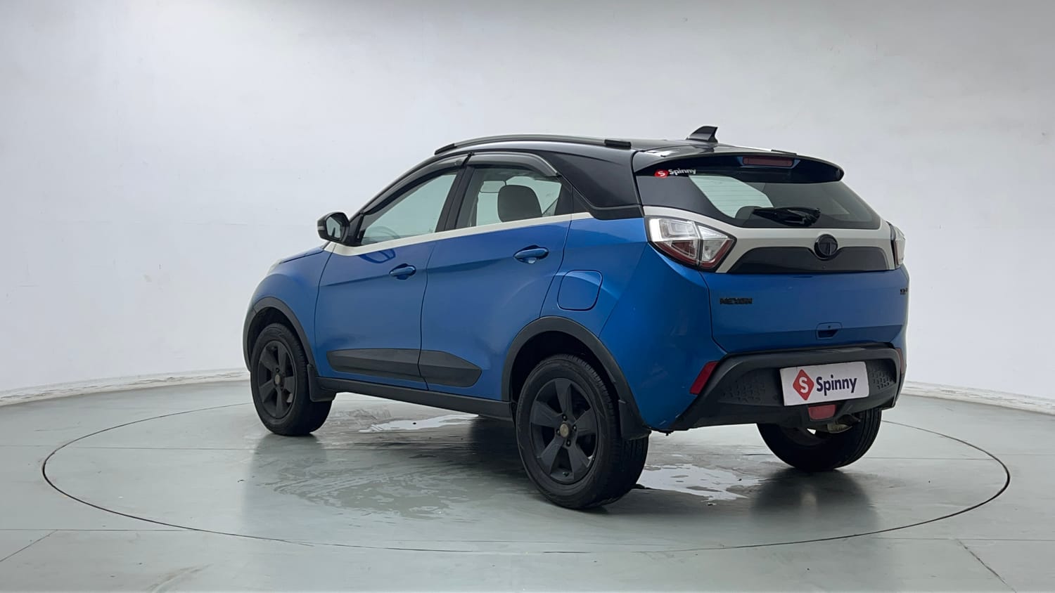 2018 Tata Nexon XZ Plus-2