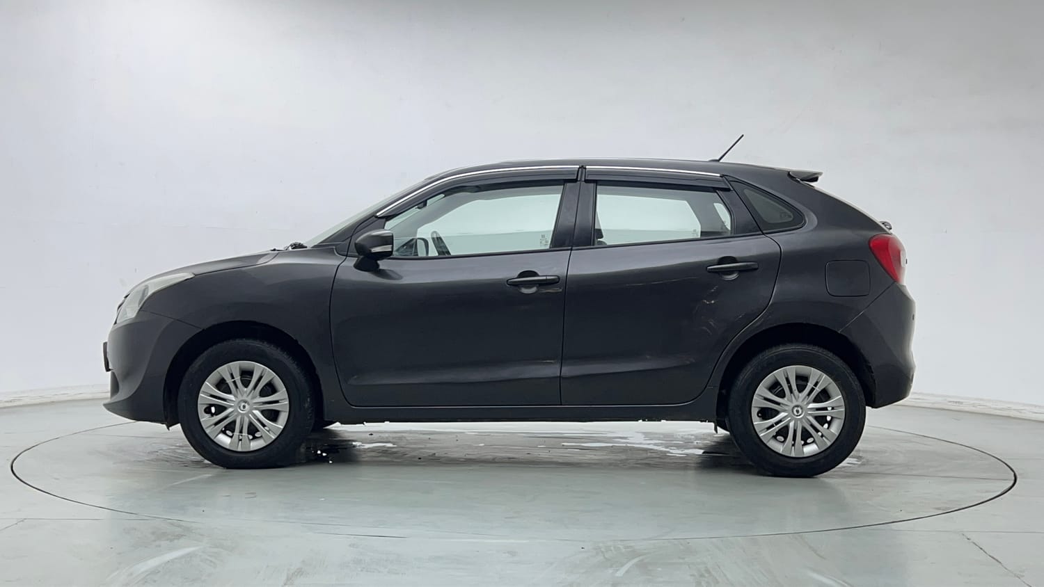 Used 2018 Maruti Suzuki Baleno Delta 1.2 Petrol Manual exterior LEFT SIDE VIEW
