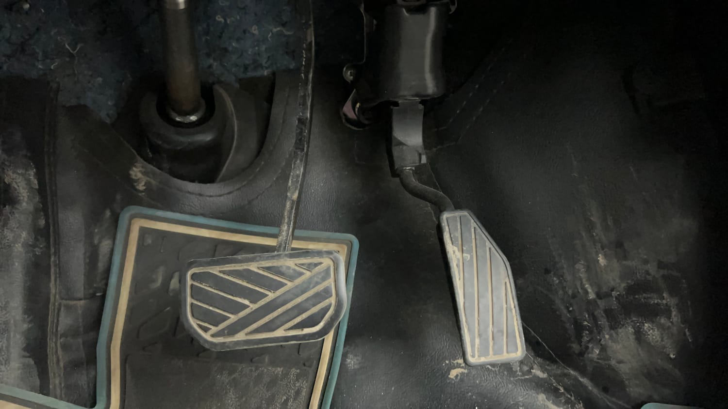 Used 2020 Maruti Suzuki Wagon R VXi 1.2 AMT Petrol Automatic interior PEDALS VIEW