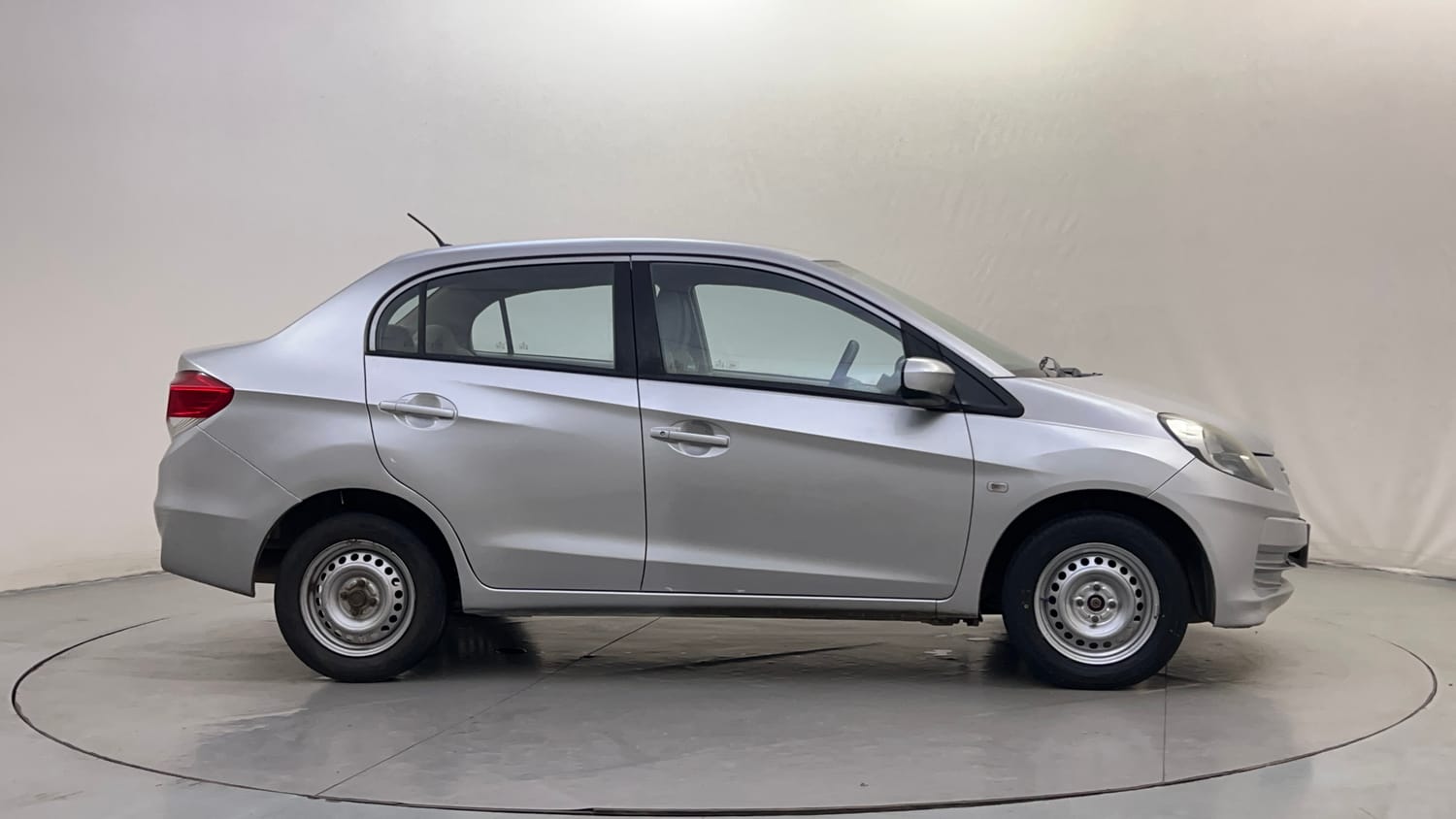 Used 2013 Honda Amaze 1.2 EX i-VTEC Petrol Manual exterior RIGHT SIDE VIEW