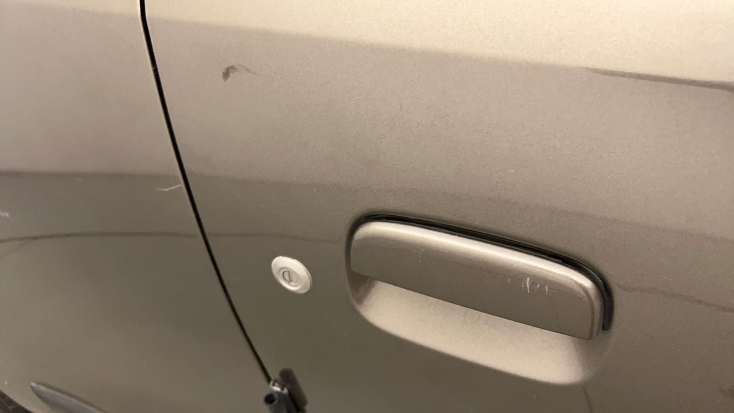 Used 2020 Maruti Suzuki Wagon R VXi 1.2 AMT Petrol Automatic dents MINOR DENT