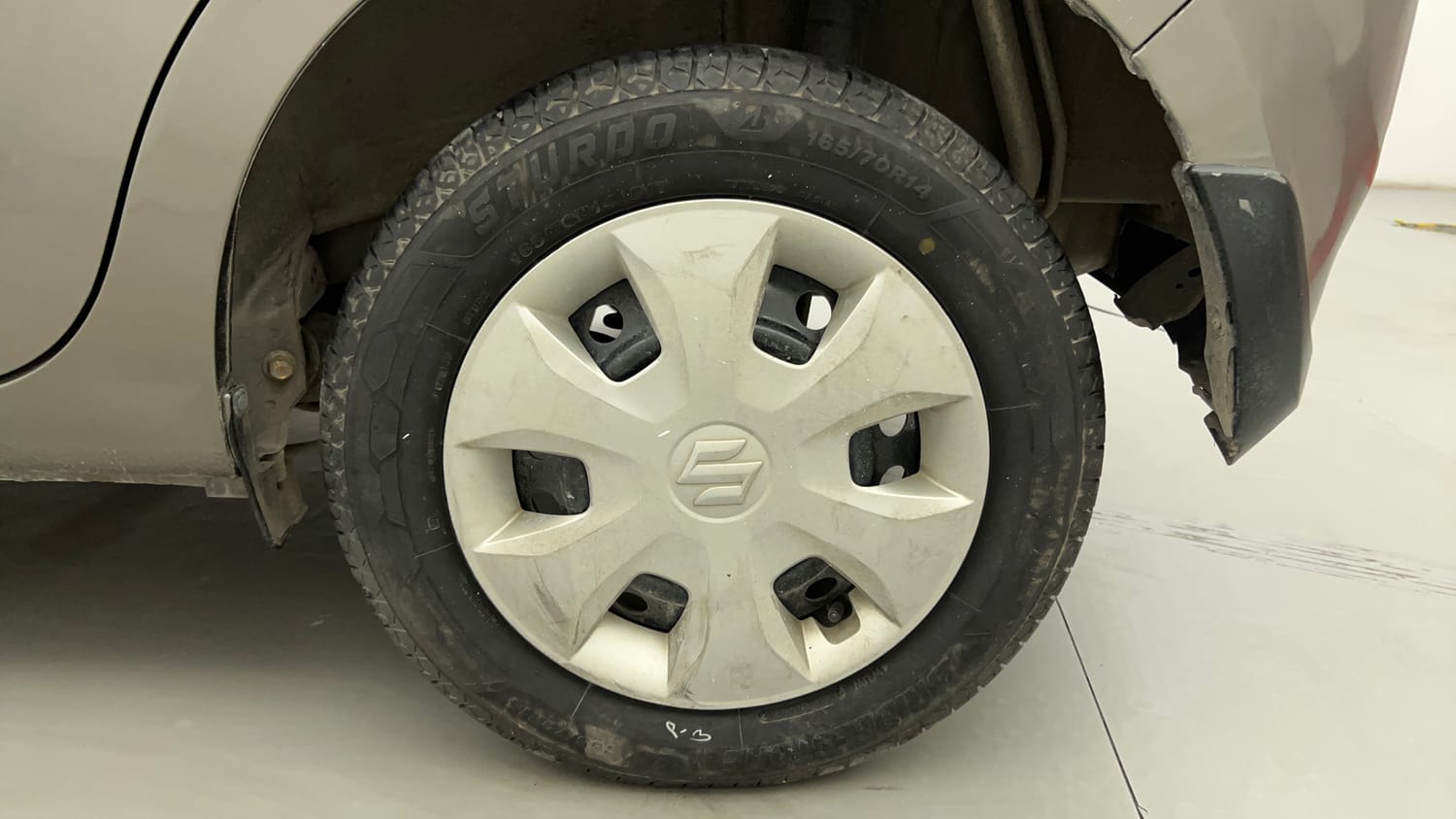 Used 2020 Maruti Suzuki Wagon R VXi 1.2 AMT Petrol Automatic tyres LEFT REAR TYRE RIM VIEW