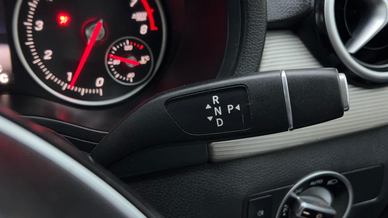 2016 Mercedes-Benz B-Class B 180 Sport-16