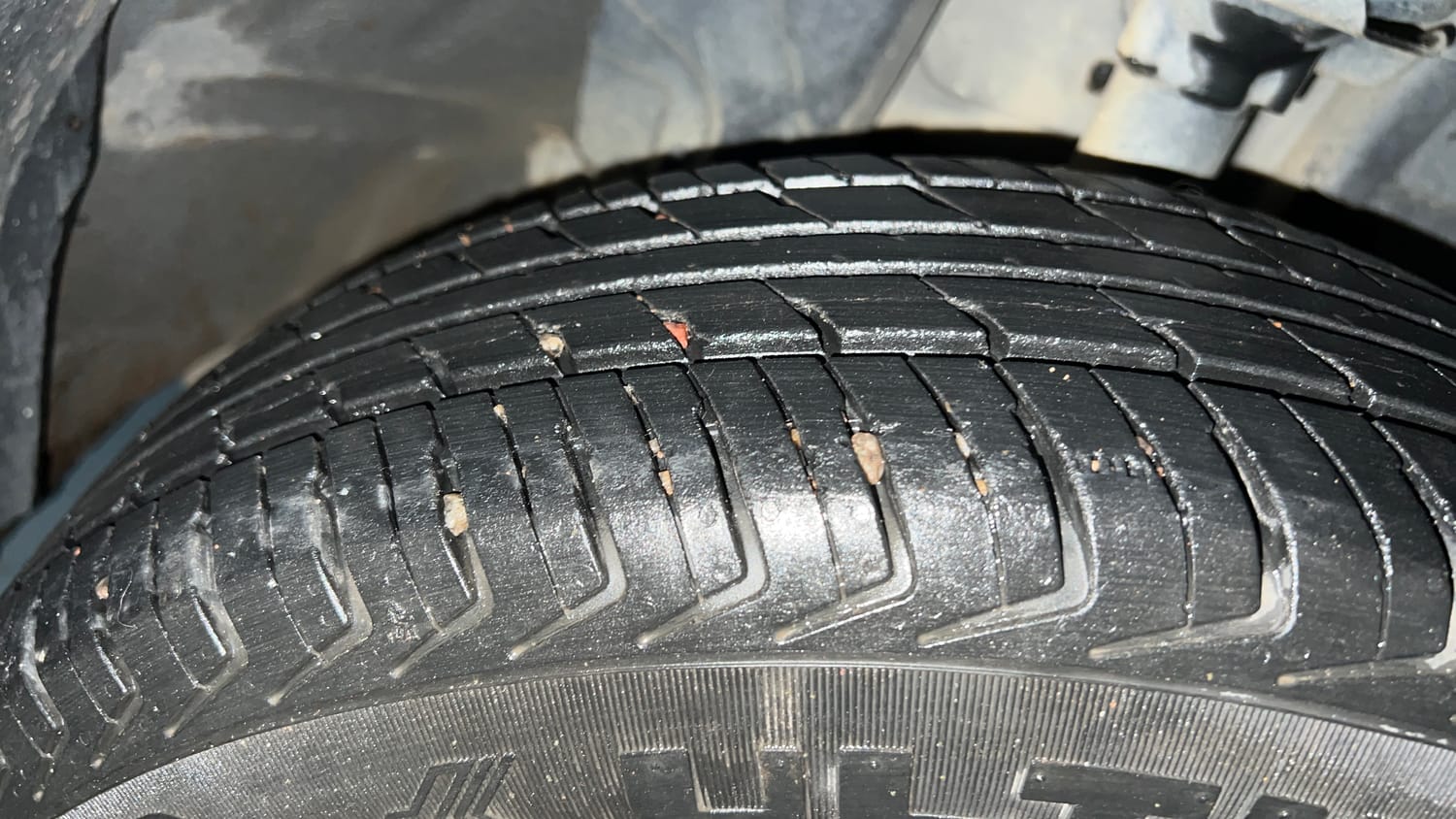 Used 2018 Renault Kwid RXL Petrol Manual tyres RIGHT FRONT TYRE TREAD VIEW