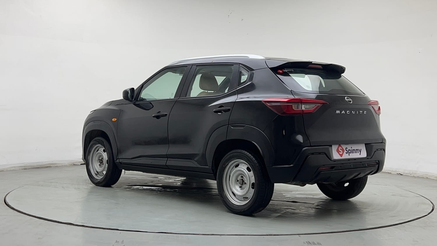 Used 2024 Nissan Magnite XE Petrol Manual exterior LEFT REAR CORNER VIEW