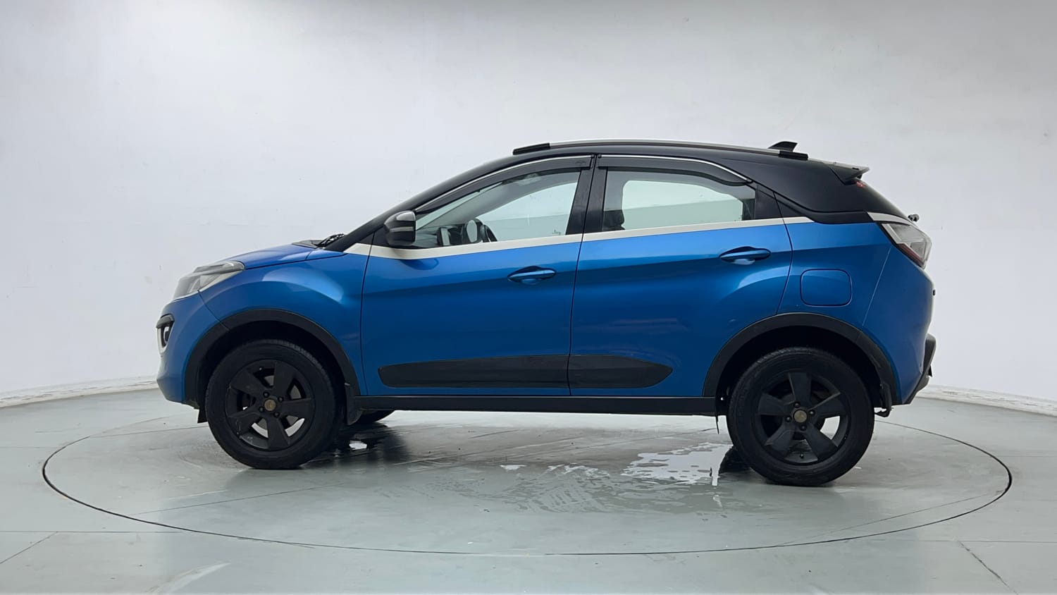2018 Tata Nexon XZ Plus-1