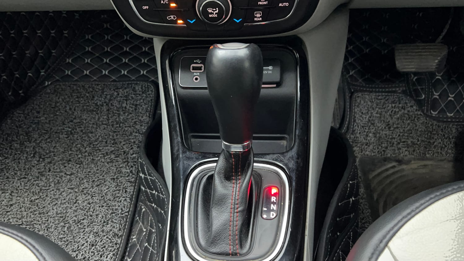 2019 Jeep Compass Limited Plus Petrol AT-16