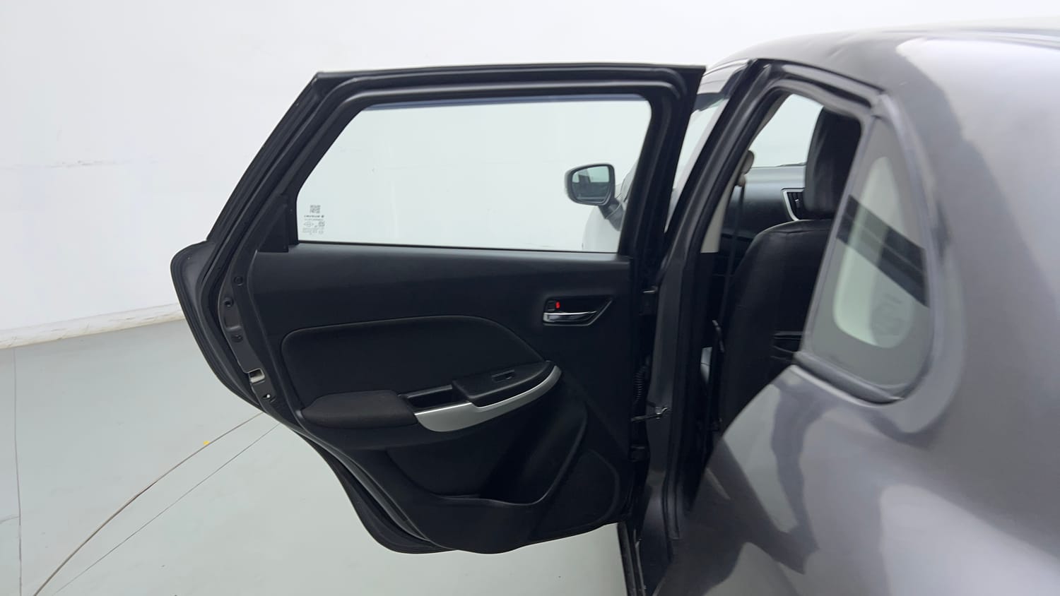 Used 2018 Maruti Suzuki Baleno Delta 1.2 Petrol Manual interior LEFT REAR DOOR OPEN VIEW
