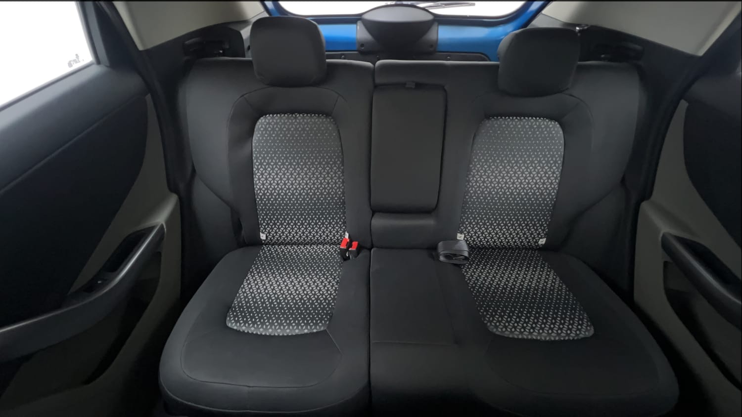 2018 Tata Nexon XZ Plus-23