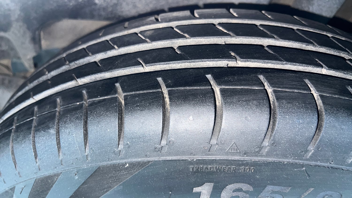Used 2018 Maruti Suzuki Dzire VXi AMT Petrol Automatic tyres LEFT REAR TYRE TREAD VIEW