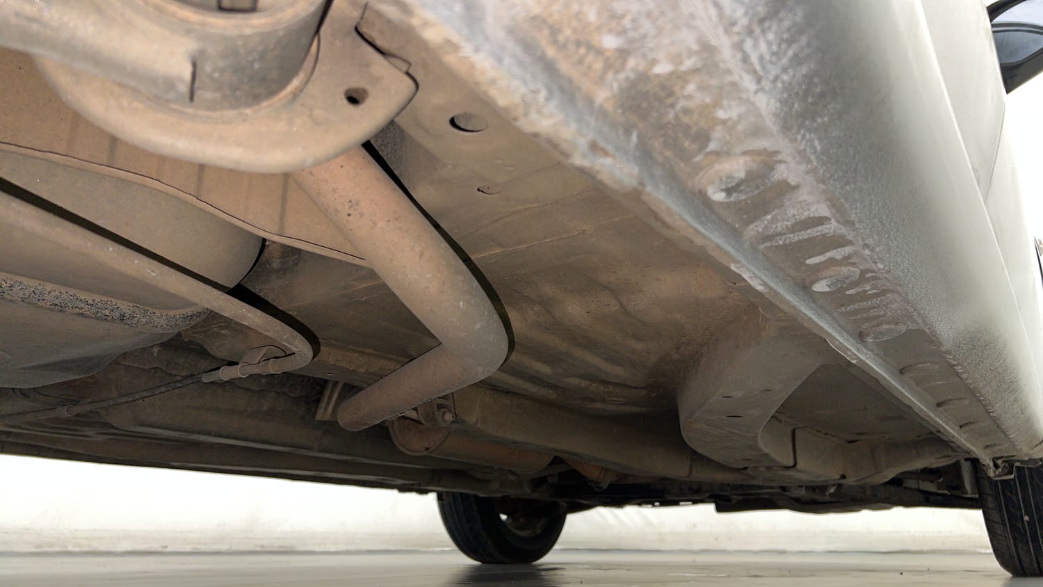 Used 2013 Honda Amaze 1.2 EX i-VTEC Petrol Manual extra REAR RIGHT UNDERBODY VIEW