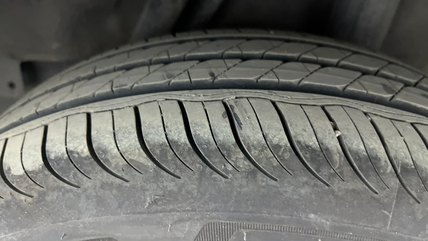 Used 2015 Honda City VX CVT Petrol Automatic tyres LEFT REAR TYRE TREAD VIEW