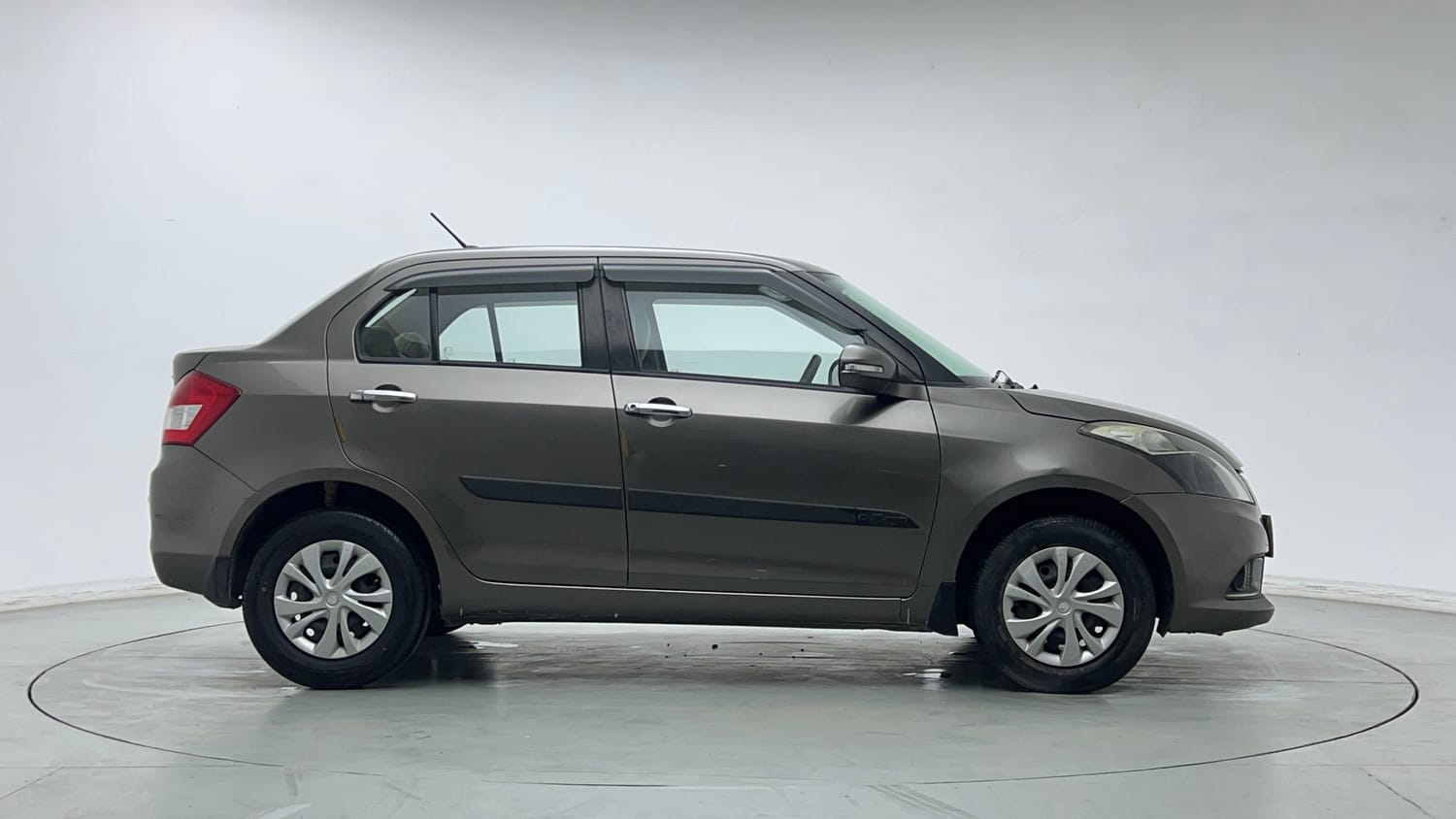 2016 Maruti Suzuki Swift Dzire VXI-5