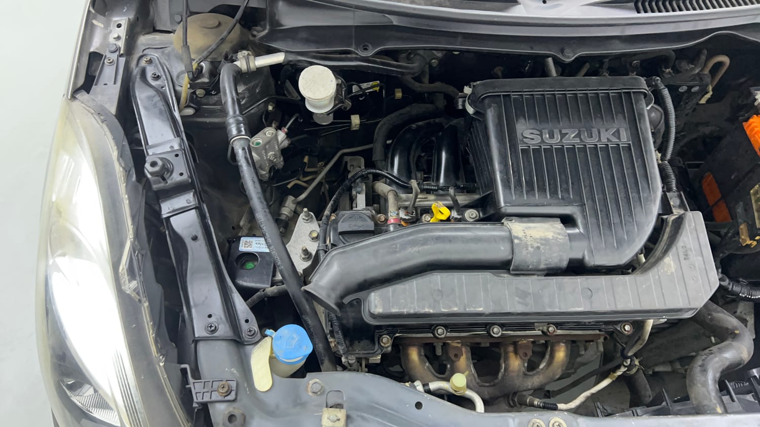 2016 Maruti Suzuki Swift Dzire VXI-29