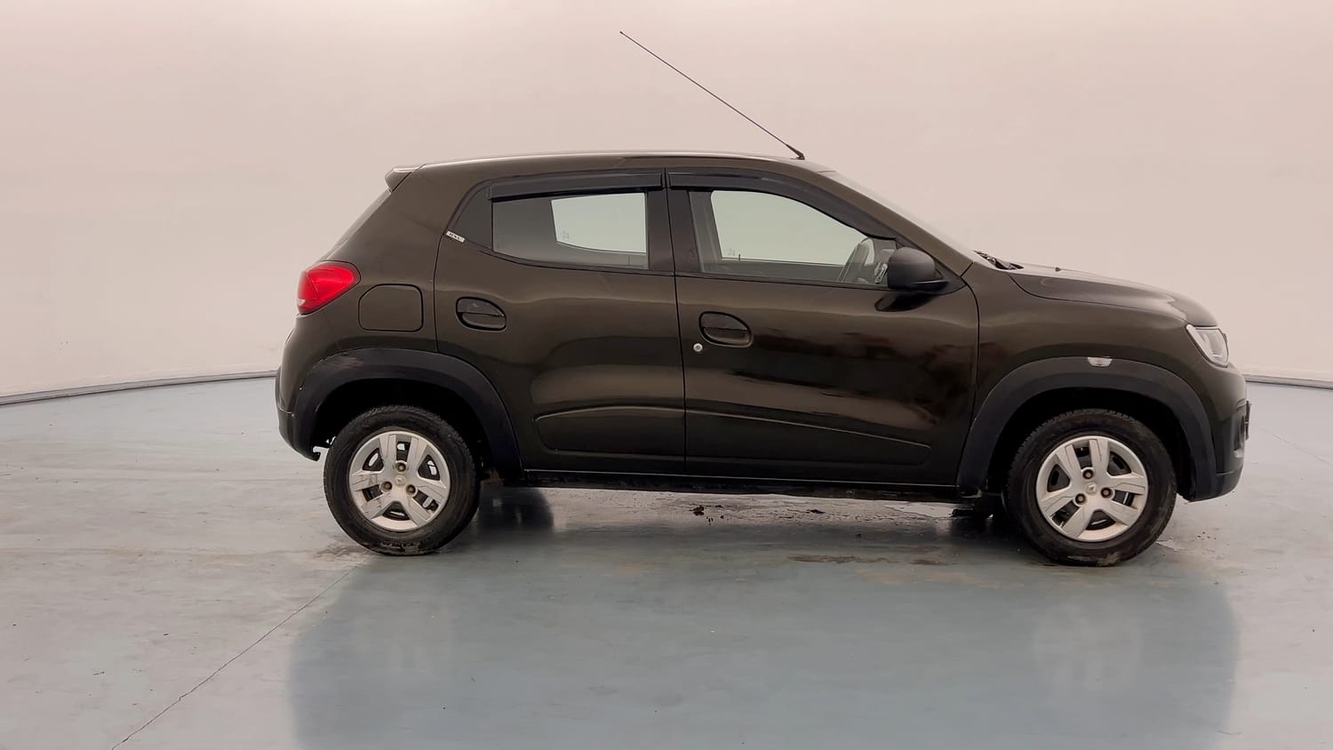 Used 2018 Renault Kwid RXL Petrol Manual exterior RIGHT SIDE VIEW