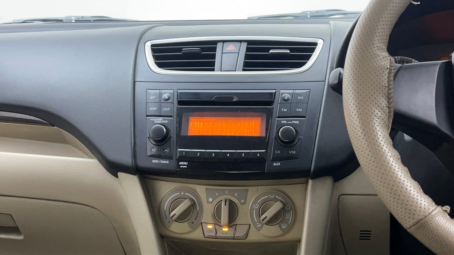 2016 Maruti Suzuki Swift Dzire VXI-13