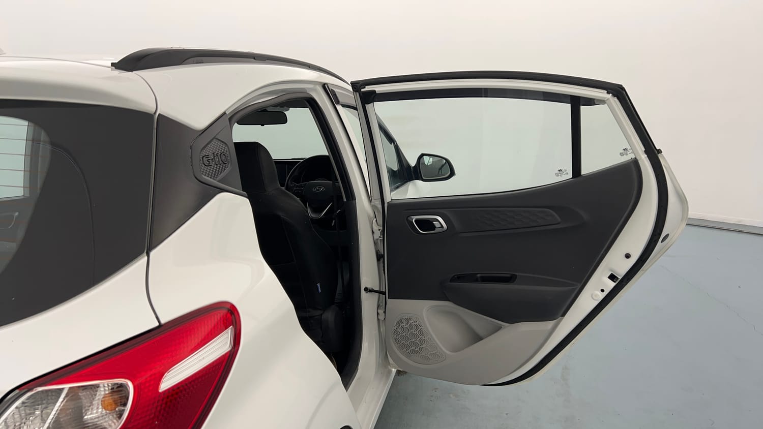Used 2022 Hyundai Grand i10 Nios Asta 1.2 Kappa VTVT Petrol Manual interior RIGHT REAR DOOR OPEN VIEW