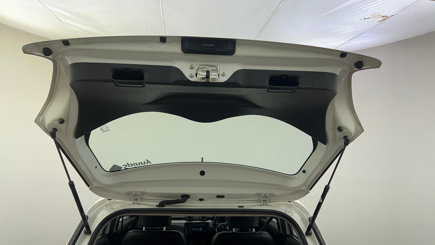 Used 2019 Maruti Suzuki Swift VXi Petrol Manual interior DICKY DOOR OPEN VIEW