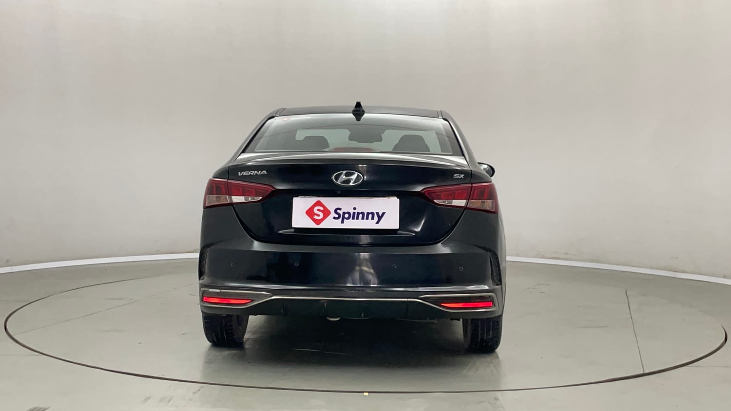 Used 2021 Hyundai Verna SX (O)1.5 MPi Petrol Manual exterior BACK VIEW