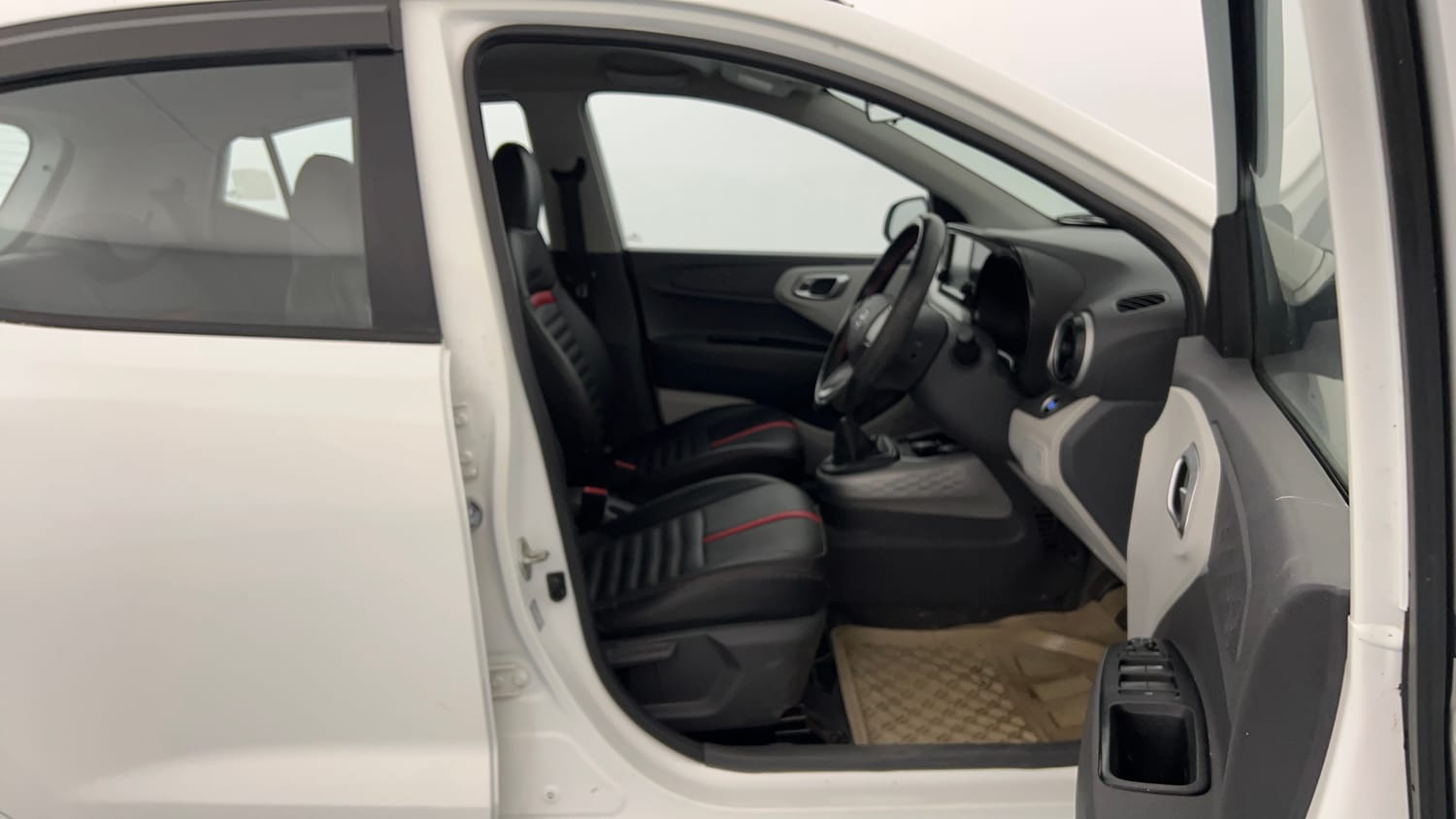 Used 2022 Hyundai Grand i10 Nios Asta 1.2 Kappa VTVT Petrol Manual interior RIGHT SIDE FRONT DOOR CABIN VIEW