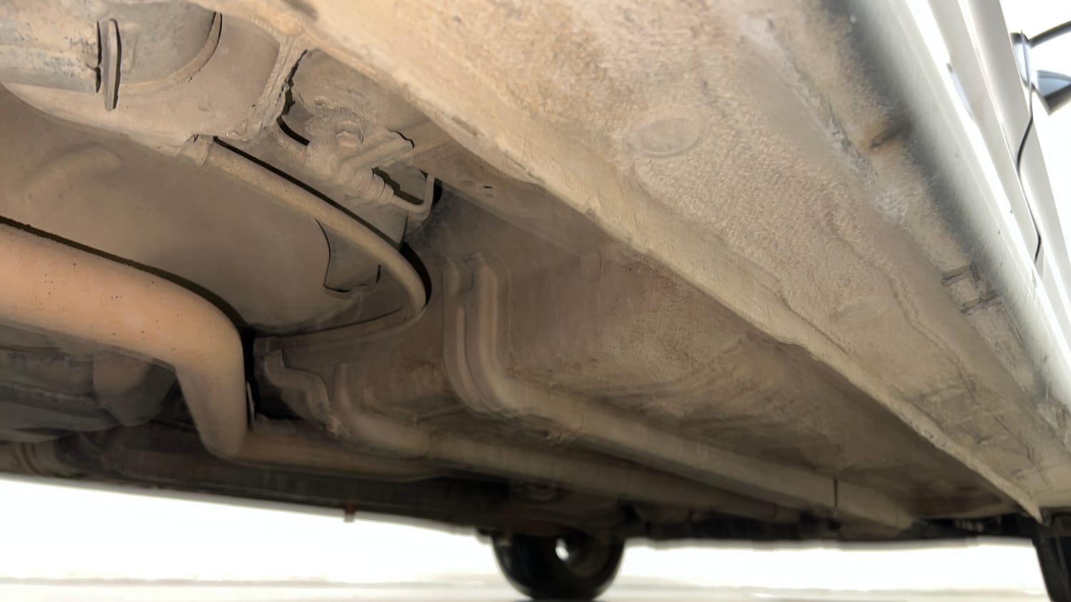 Used 2013 Hyundai Verna Fluidic 1.6 VTVT SX Opt AT Petrol Automatic extra REAR RIGHT UNDERBODY VIEW