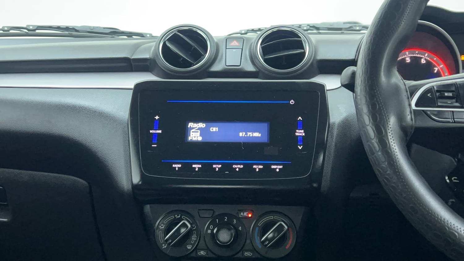 2021 Maruti Suzuki Swift VXi-42