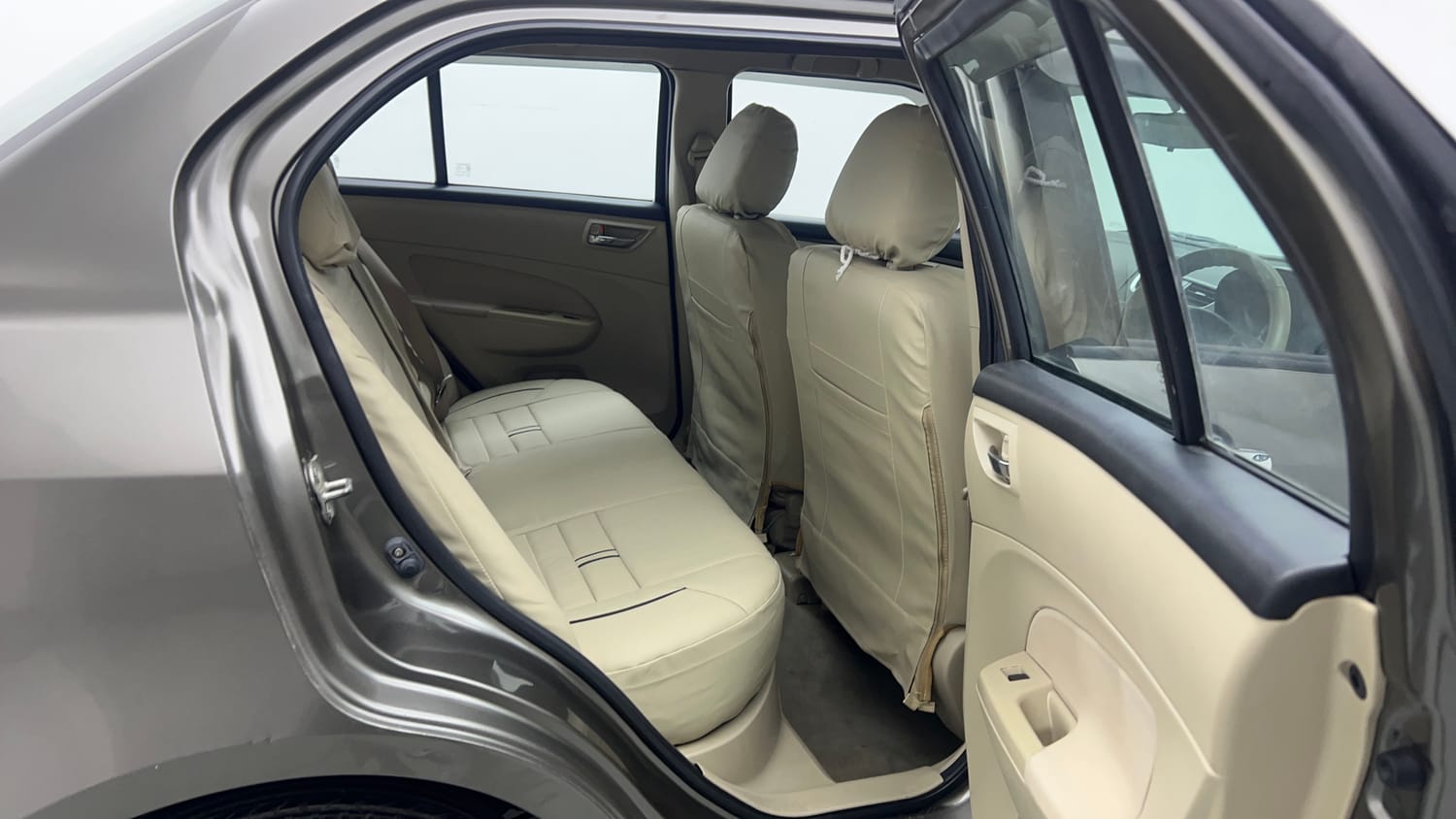2016 Maruti Suzuki Swift Dzire VXI-18