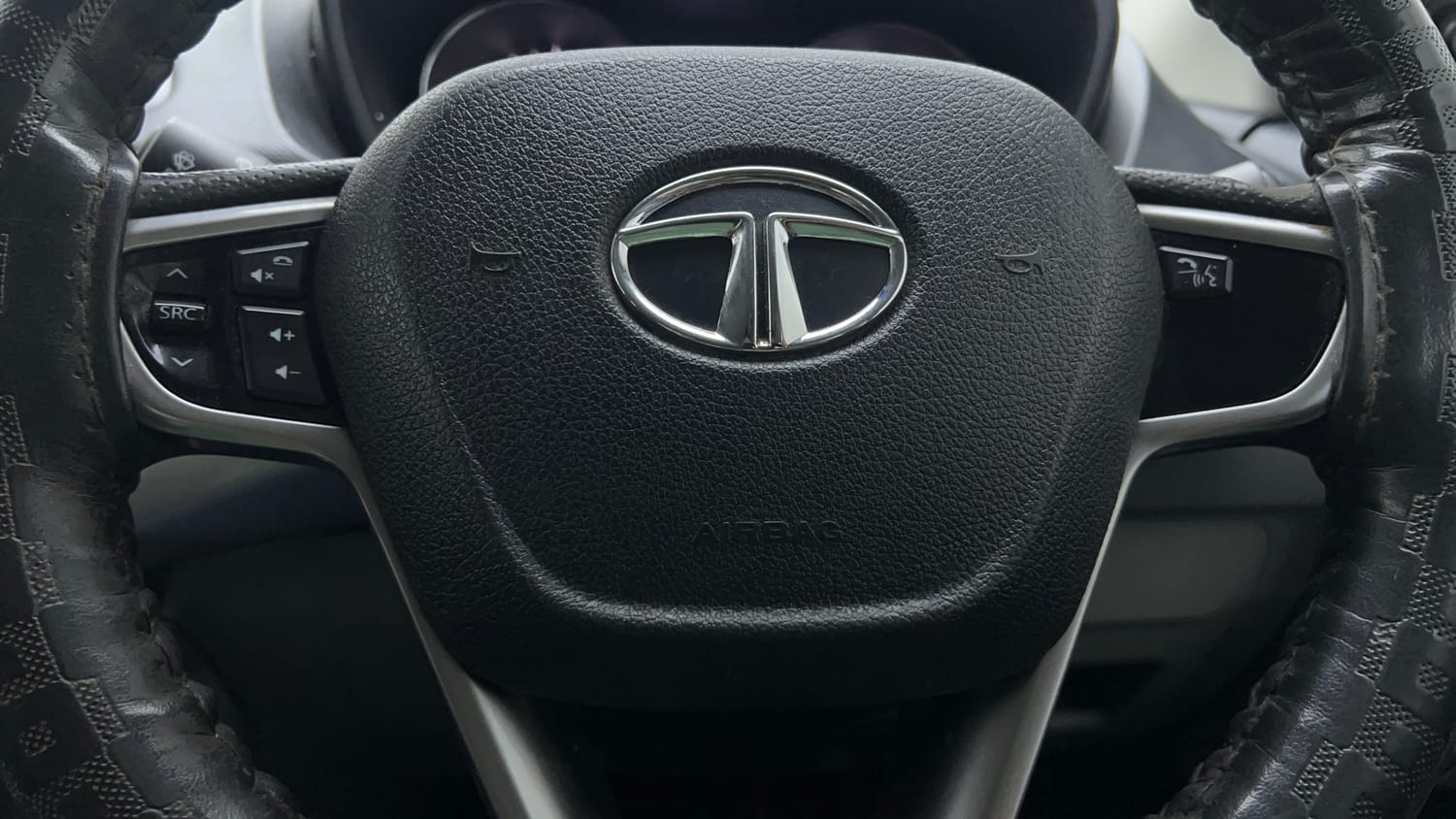 2018 Tata Nexon XZ Plus-42