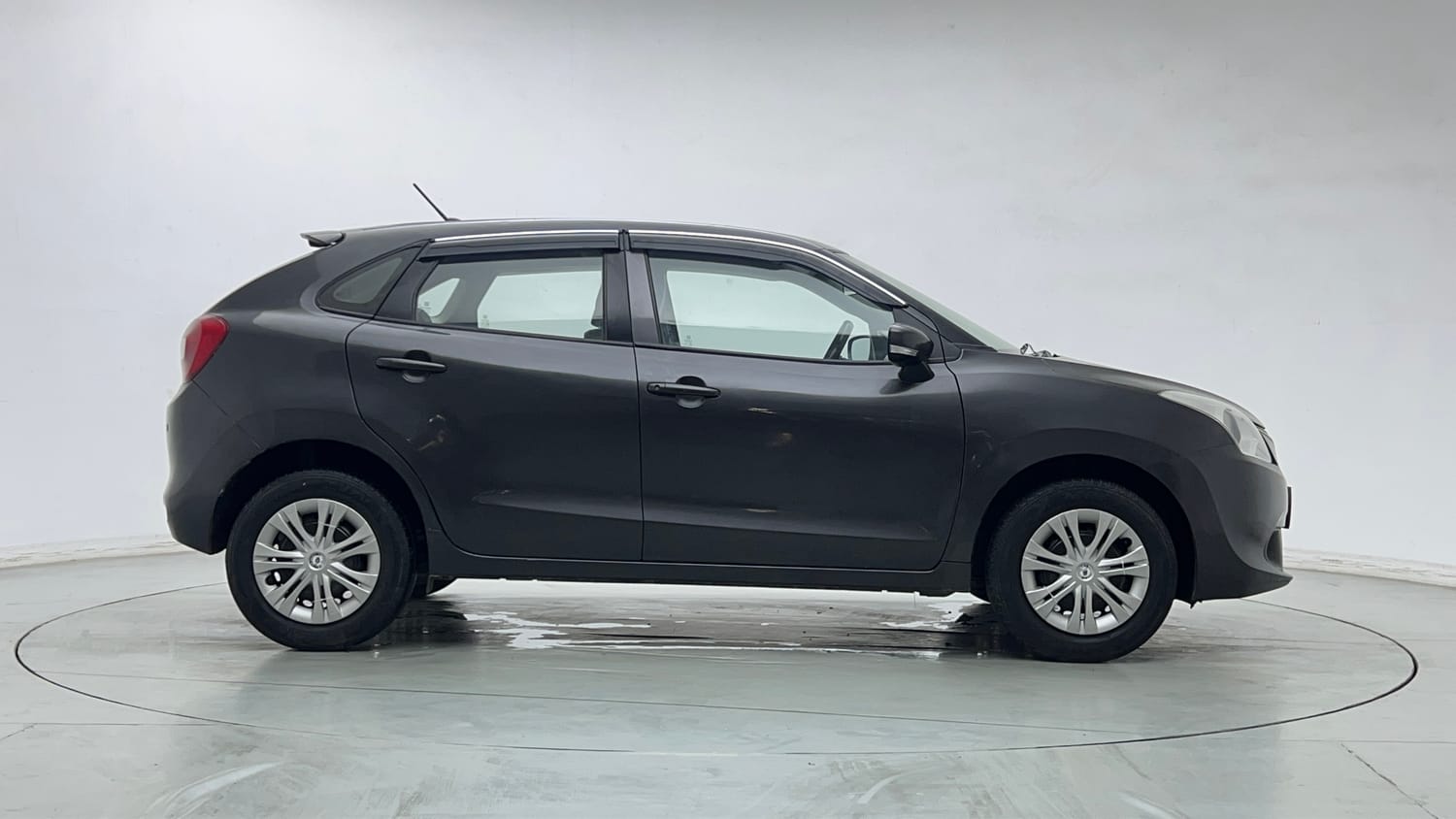 Used 2018 Maruti Suzuki Baleno Delta 1.2 Petrol Manual exterior RIGHT SIDE VIEW