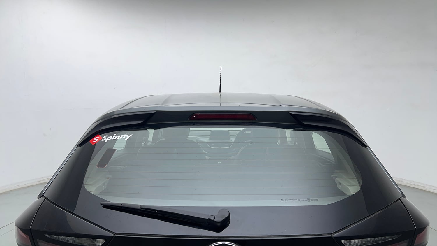 Used 2022 Tata Altroz XZ i-Turbo Petrol Petrol Manual exterior BACK WINDSHIELD VIEW