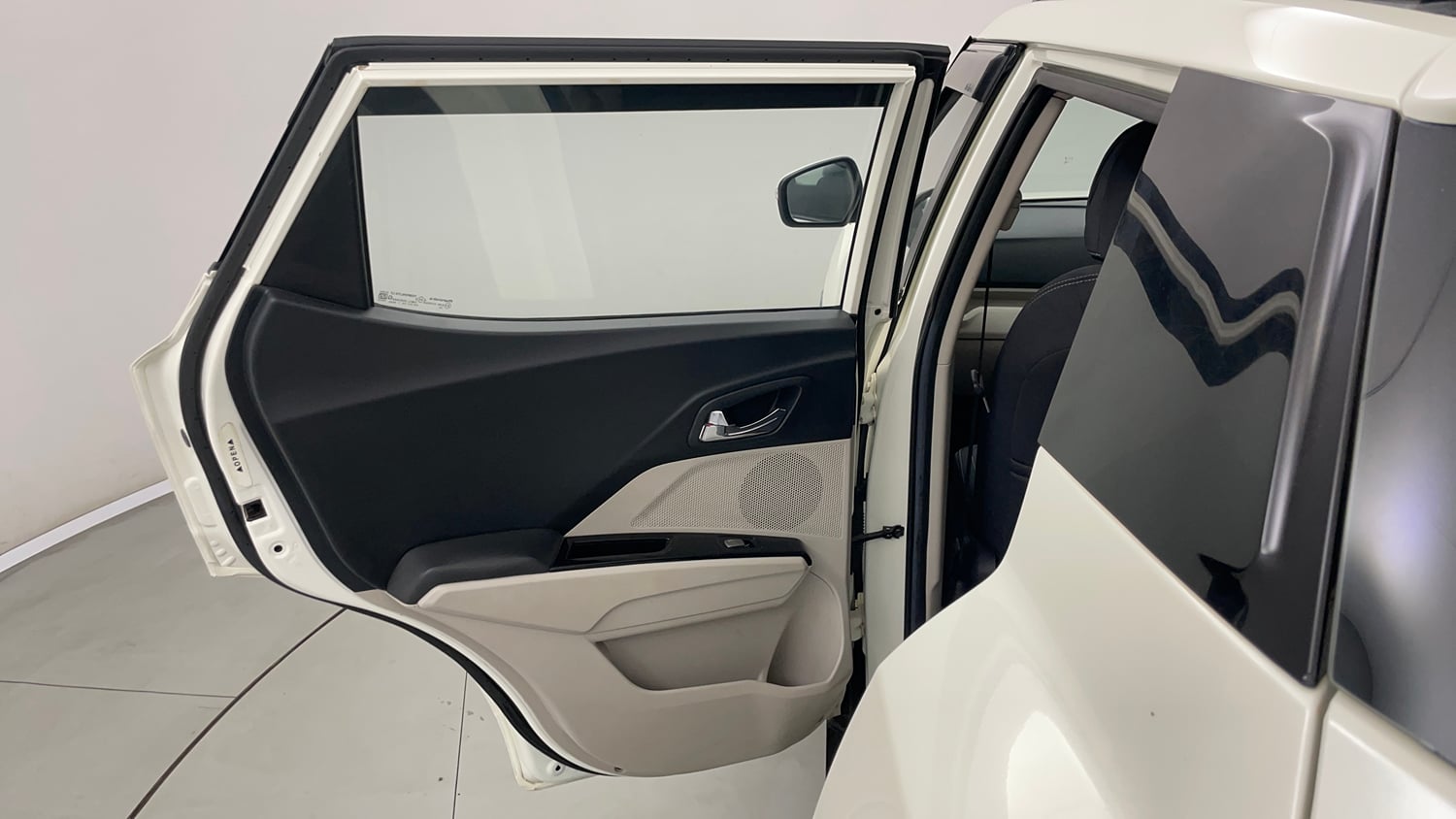 Used 2022 Mahindra XUV 300 W8 1.2 Petrol Petrol Manual interior LEFT REAR DOOR OPEN VIEW