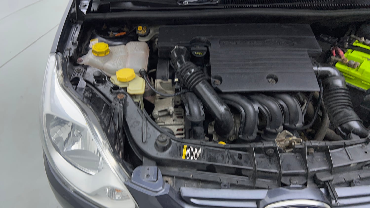 Used 2014 Ford Figo Duratec Petrol EXI 1.2 Petrol Manual engine ENGINE RIGHT SIDE VIEW