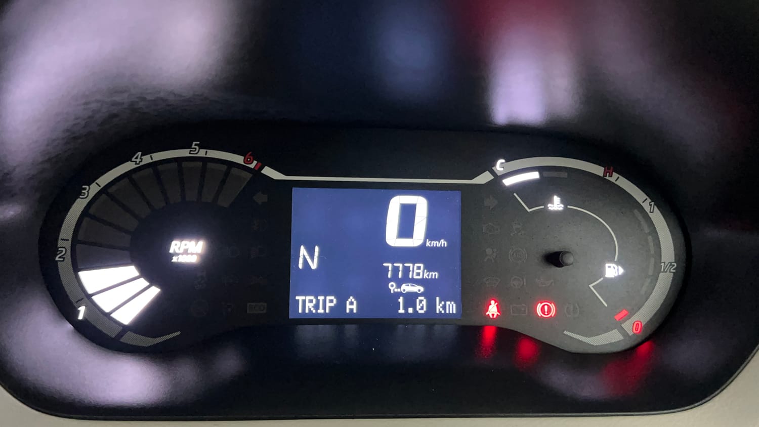 Used 2024 Nissan Magnite XL AMT Petrol Automatic interior CLUSTERMETER VIEW