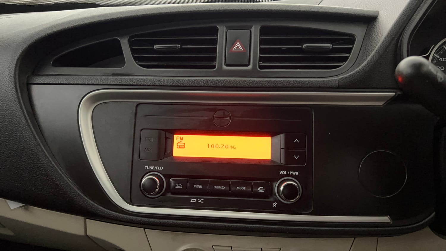 Used 2022 Maruti Suzuki Alto 800 VXi Petrol Manual top_features Integrated (in-dash) music system