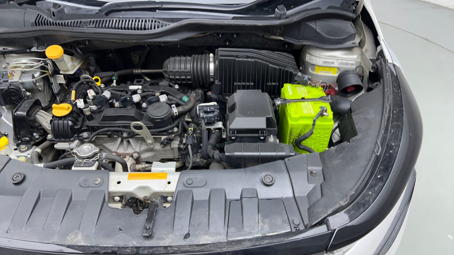 Used 2020 Tata Altroz XM Petrol Petrol Manual engine ENGINE LEFT SIDE VIEW