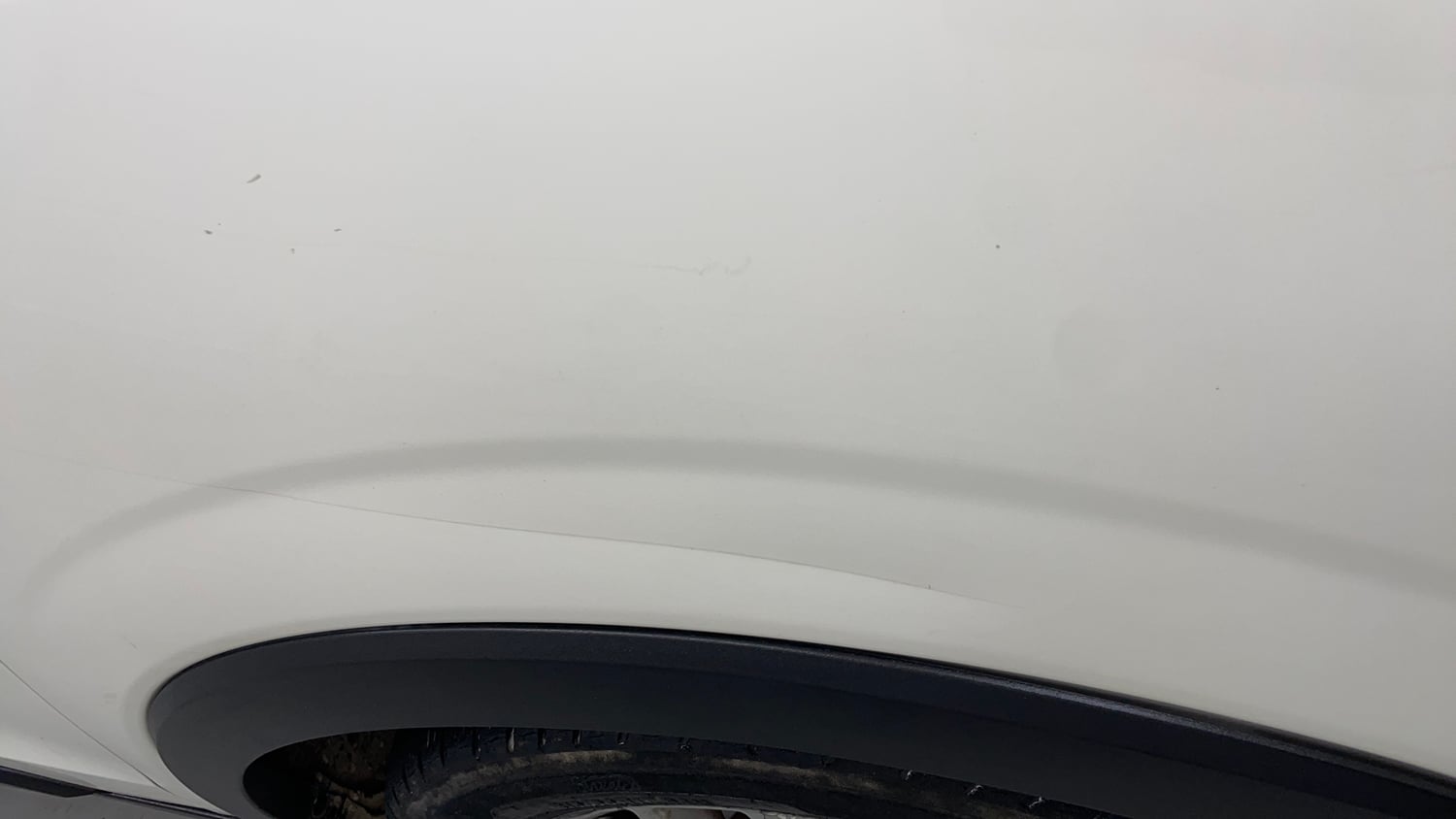 Used 2022 Mahindra XUV 300 W8 1.2 Petrol Petrol Manual dents MINOR DENT