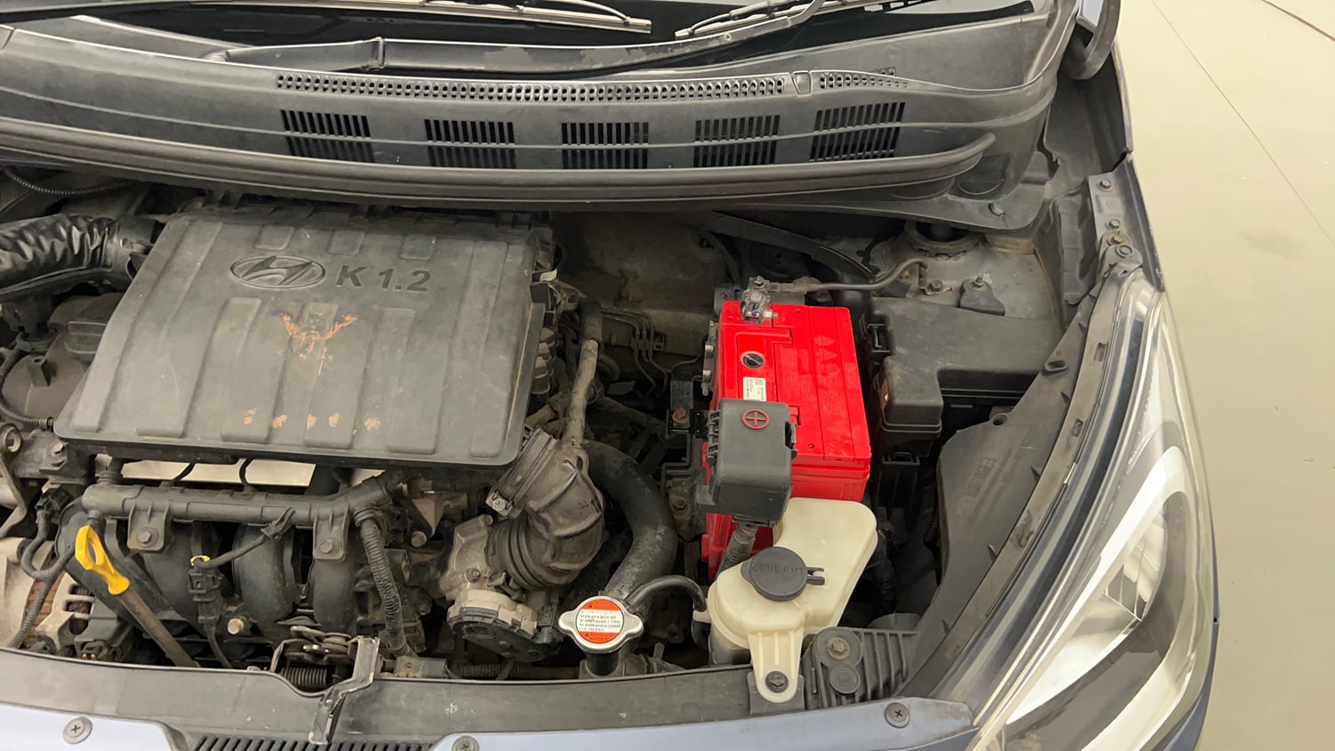 Used 2014 Hyundai Xcent S 1.2 Petrol Manual engine ENGINE LEFT SIDE VIEW