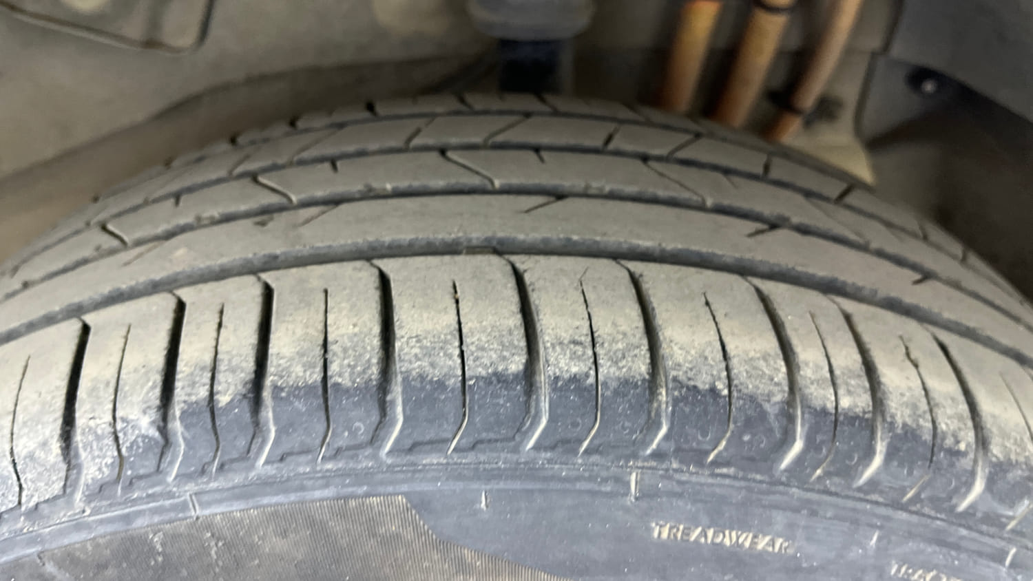Used 2022 Tata Nexon EV XZ Plus LUX Electric Automatic tyres LEFT REAR TYRE TREAD VIEW