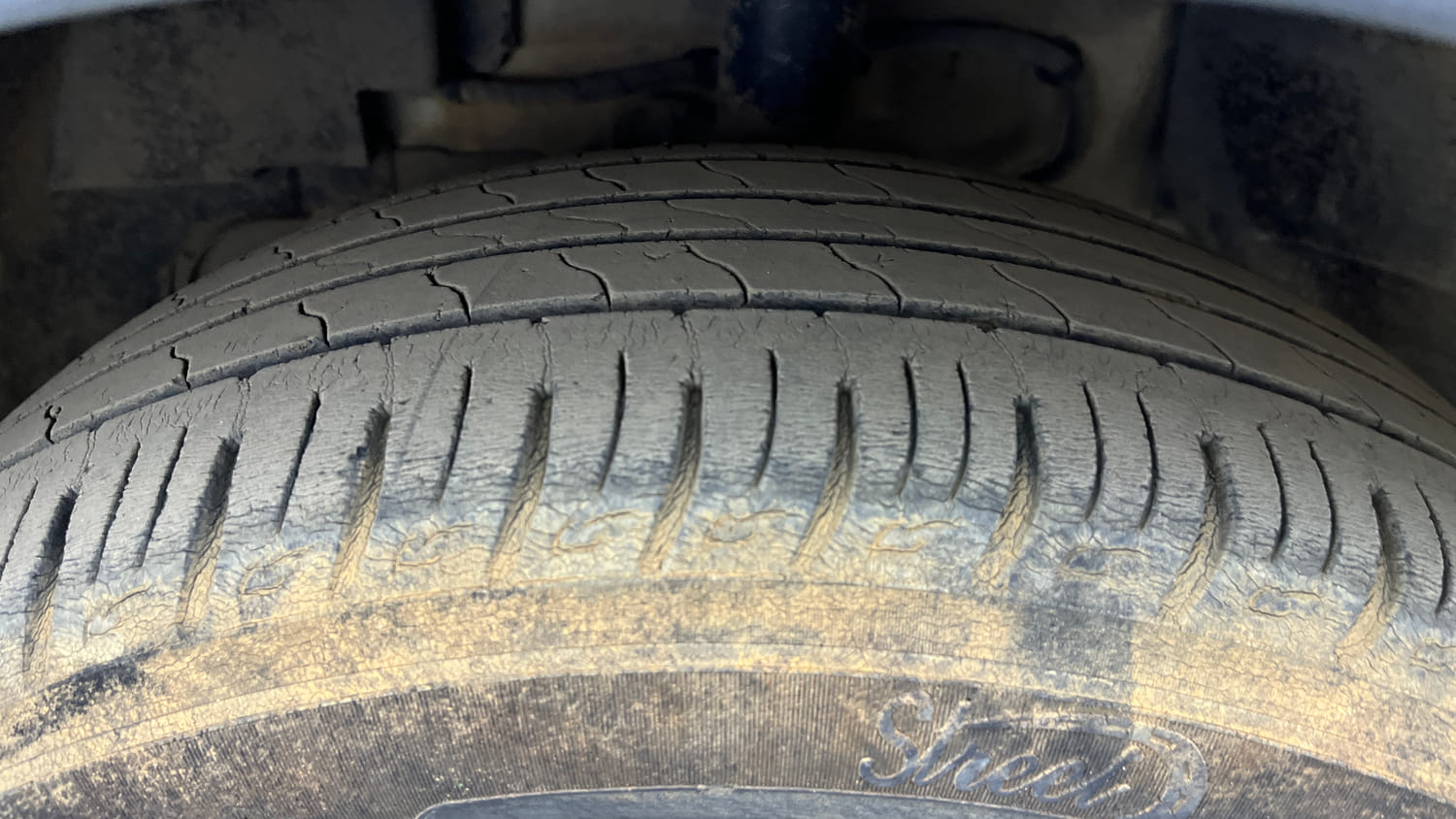Used 2022 Tata Nexon EV XZ Plus LUX Electric Automatic tyres LEFT FRONT TYRE TREAD VIEW