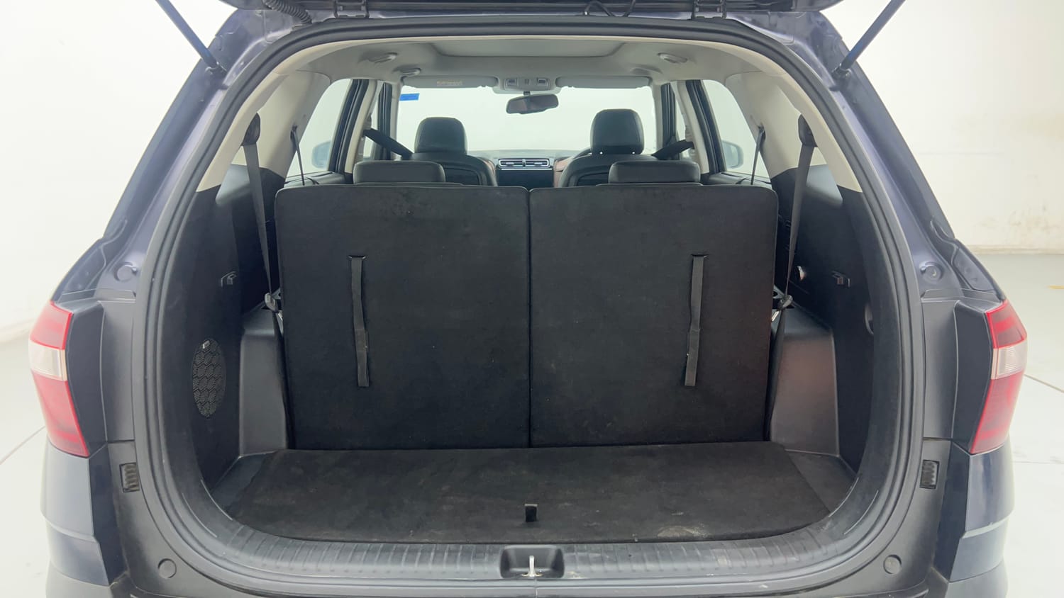 2022 Hyundai Alcazar Platinum (O) 6 STR 2.0 Petrol AT-26