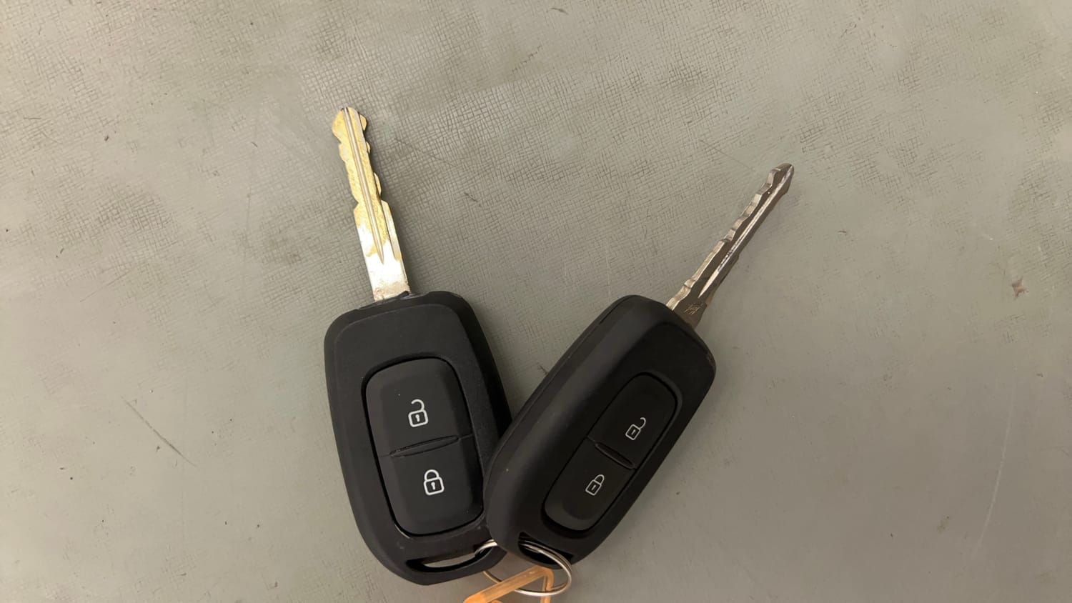 Used 2024 Nissan Magnite XL AMT Petrol Automatic extra CAR KEY VIEW