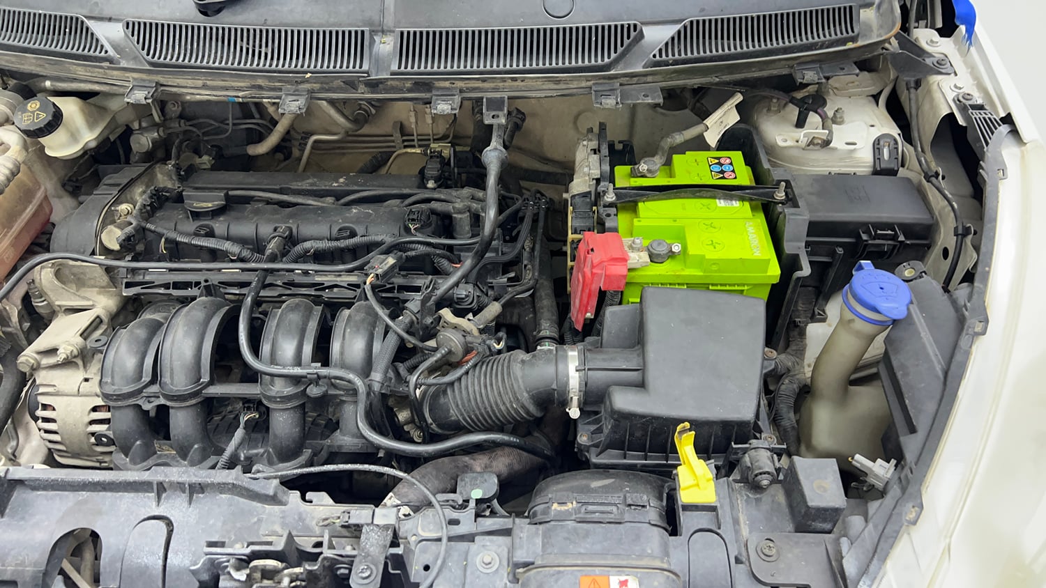 Used 2016 Ford Figo Aspire Trend 1.2 Ti-VCT Petrol Manual engine ENGINE LEFT SIDE VIEW