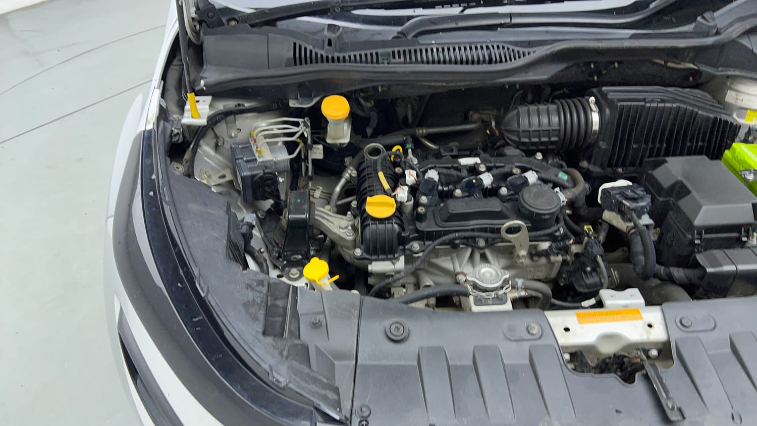 Used 2020 Tata Altroz XM Petrol Petrol Manual engine ENGINE RIGHT SIDE VIEW